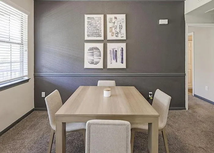 Landing Modern With Amazing Amenities
