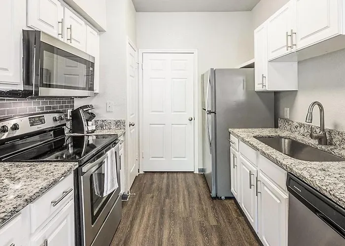 Landing Modern With Amazing Amenities Apartamento